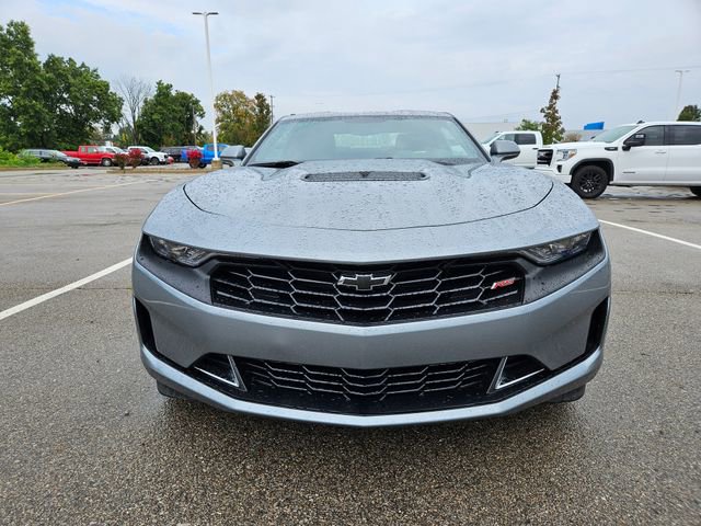 2023 Chevrolet Camaro LT1 photo 2