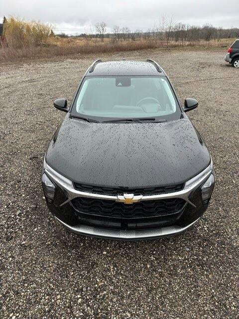 2025 Chevrolet Trax LT - Photo 10