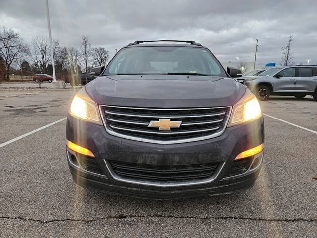 Used 2016 Chevrolet Traverse 1LT with VIN 1GNKRGKD4GJ294604 for sale in Chelsea, MI