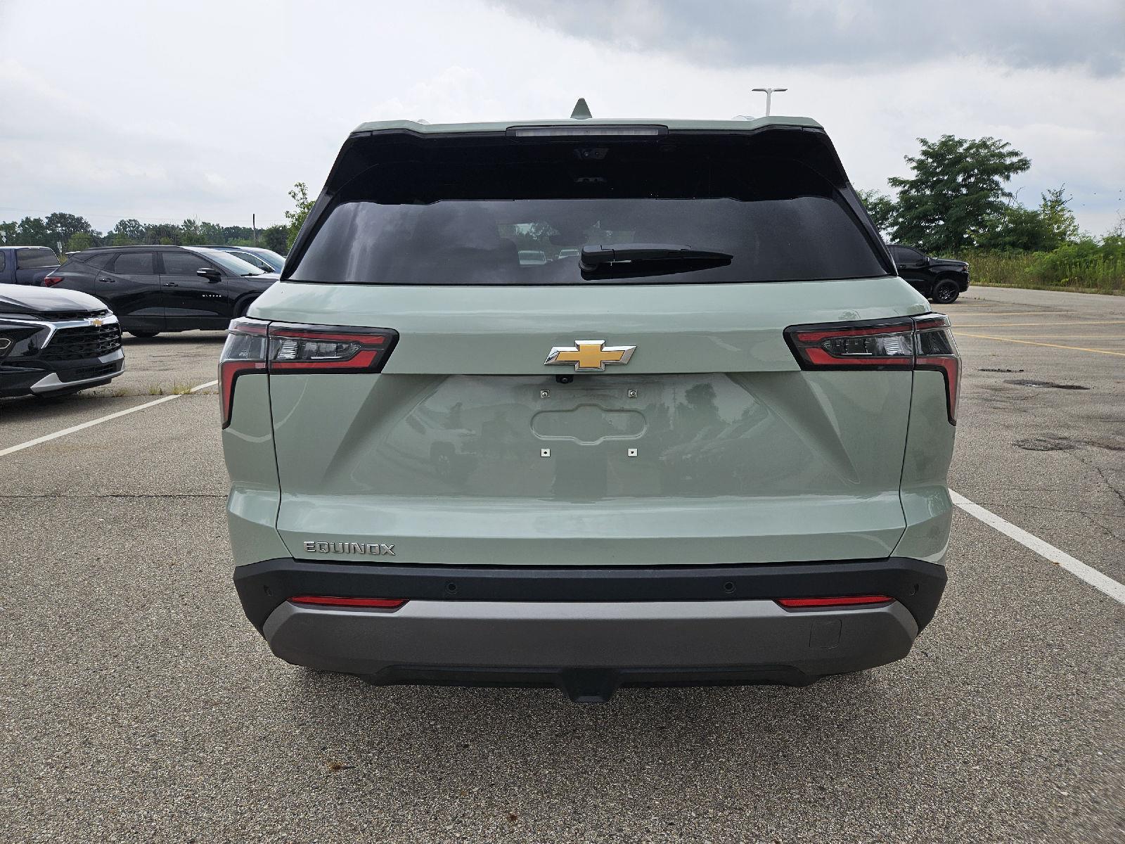 2025 Chevrolet Equinox LT - Photo 6