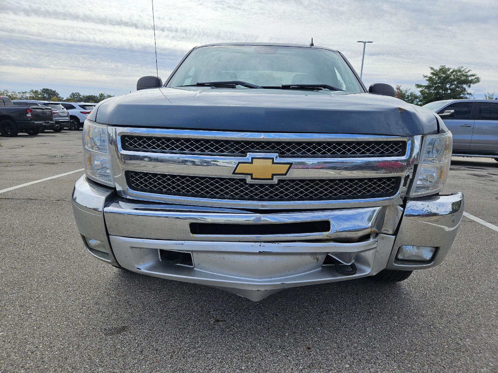 Used 2012 Chevrolet Silverado 1500 LT with VIN 1GCRKSE70CZ146837 for sale in Chelsea, MI