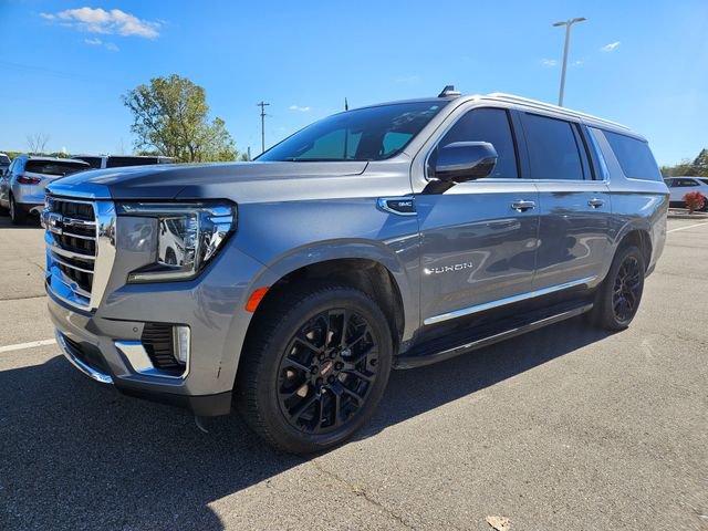 2022 Gmc Yukon XL SLT photo 2