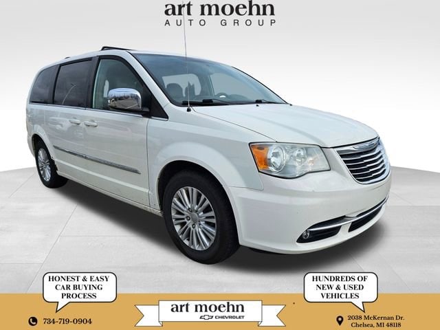 2011 Chrysler Town & Country Touring-L