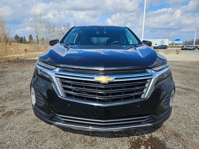 Used 2022 Chevrolet Equinox LT with VIN 3GNAXKEV3NL204289 for sale in Chelsea, MI