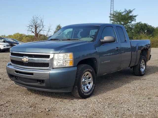 Used 2011 Chevrolet Silverado 1500 Work Truck with VIN 1GCRKPE34BZ164136 for sale in Chelsea, MI