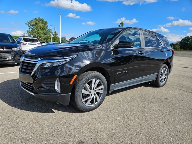 2023 Chevrolet Equinox LT photo 3