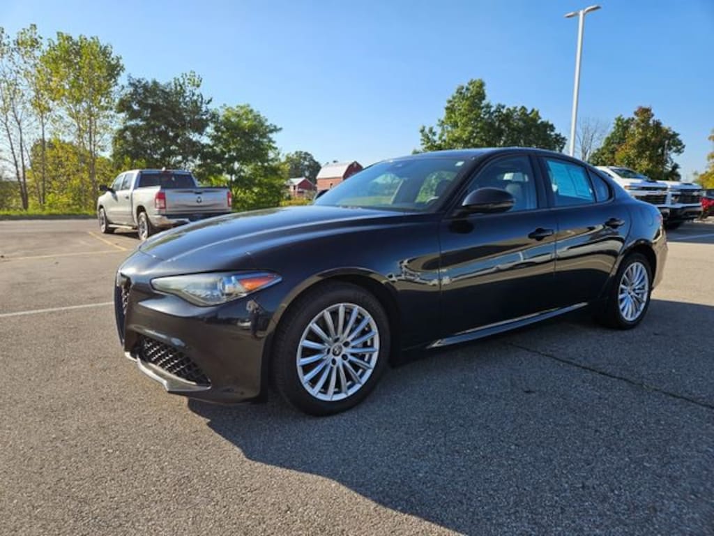 Used 2022 Alfa Romeo Giulia 4DR SDN AWD