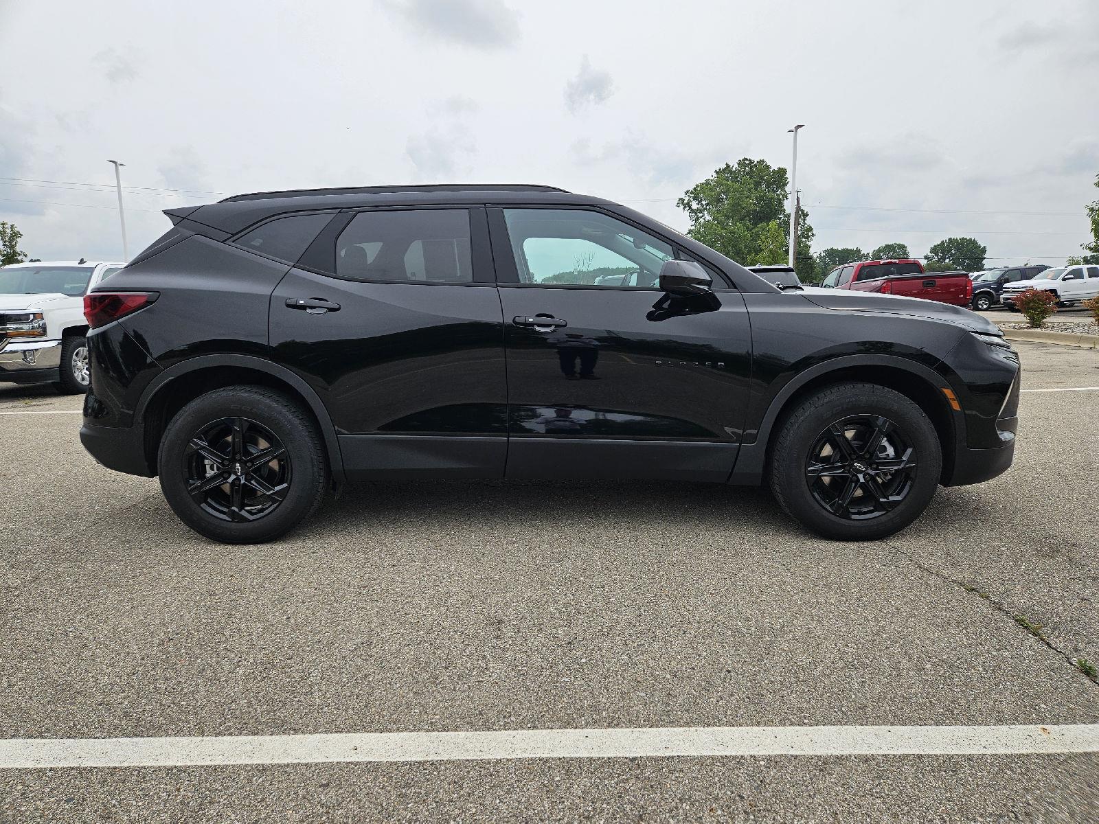 2023 Chevrolet Blazer 2LT - Photo 8
