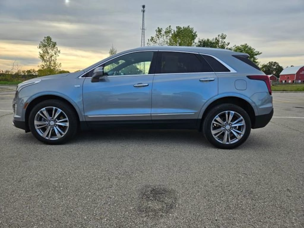 Used 2024 CADILLAC XT5 Premium Luxury SUV