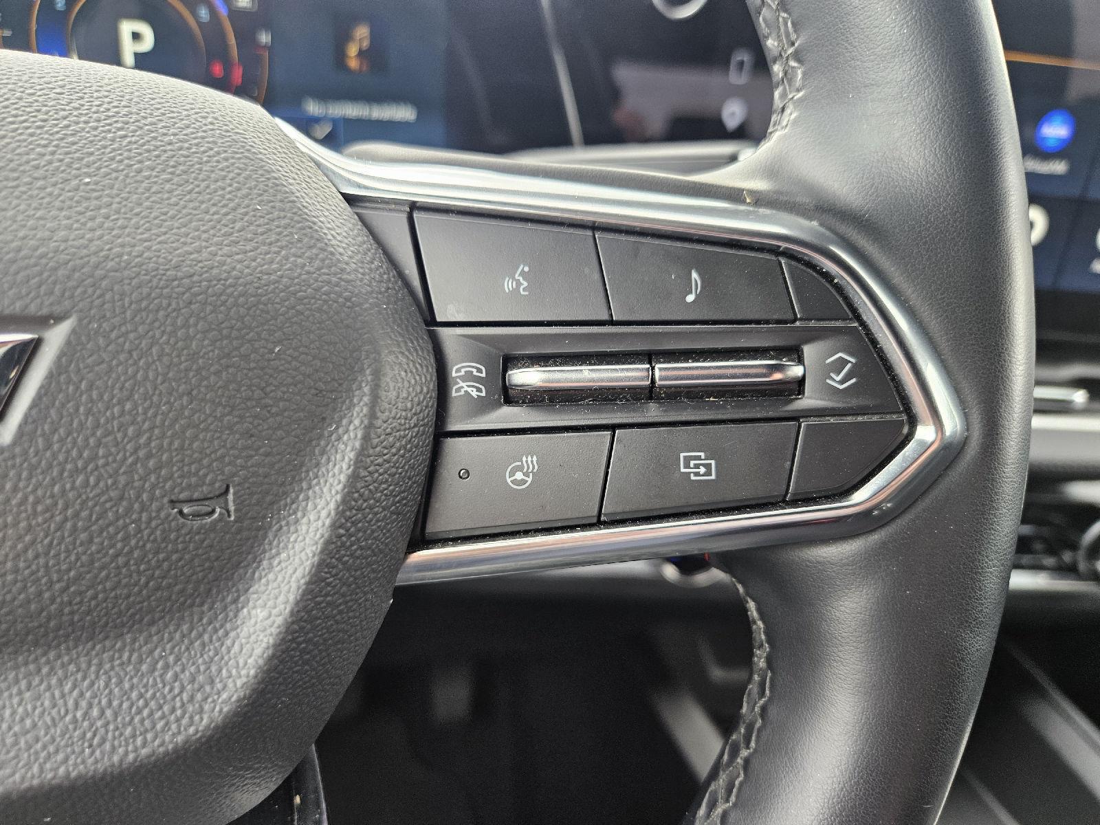 2025 Chevrolet Equinox LT - Photo 17