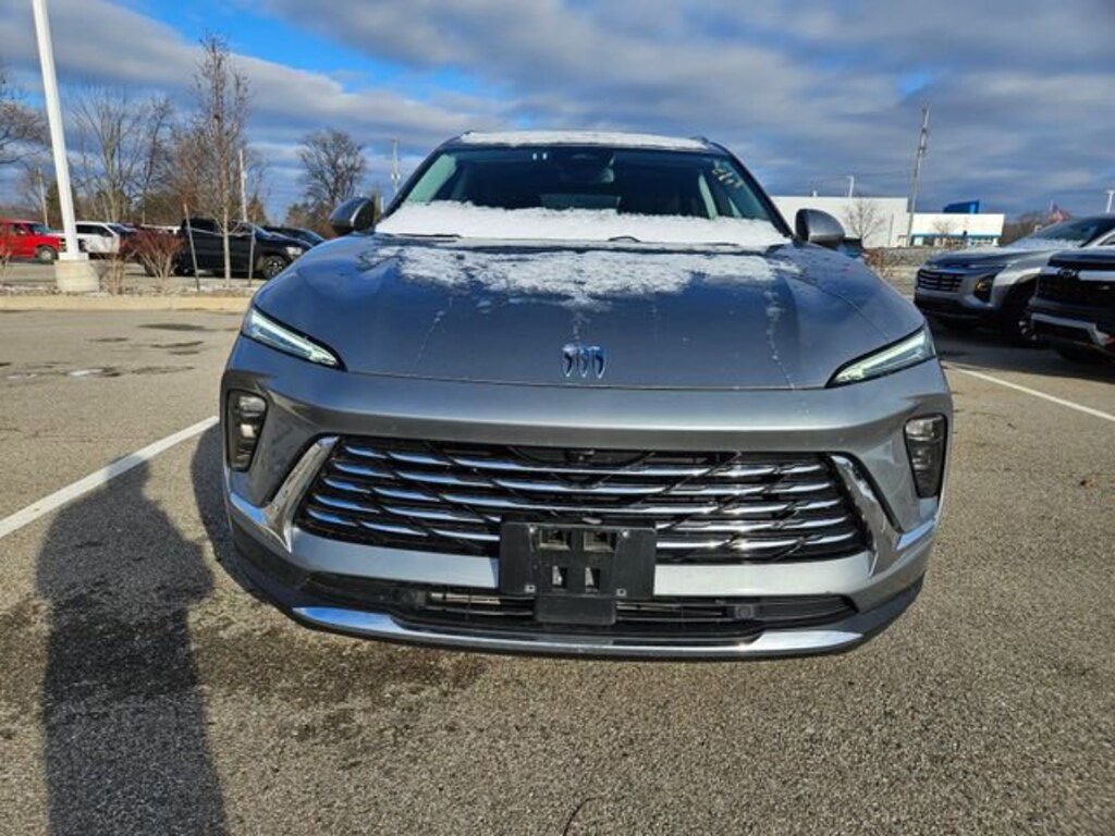 Used 2025 Buick Envision Preferred SUV