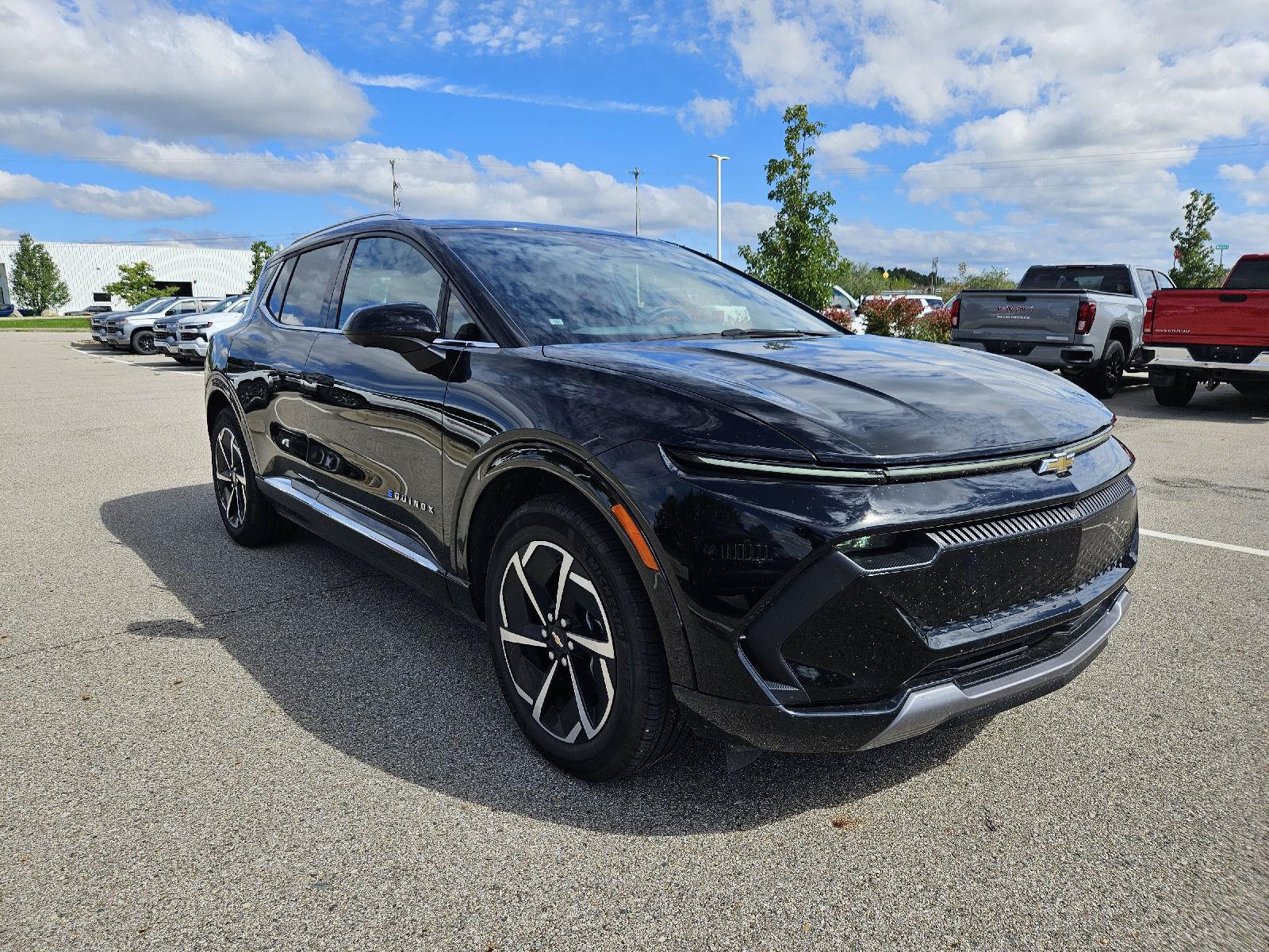 Used 2025 Chevrolet Equinox EV LT with VIN 3GN7DLRP9SS126364 for sale in Chelsea, MI