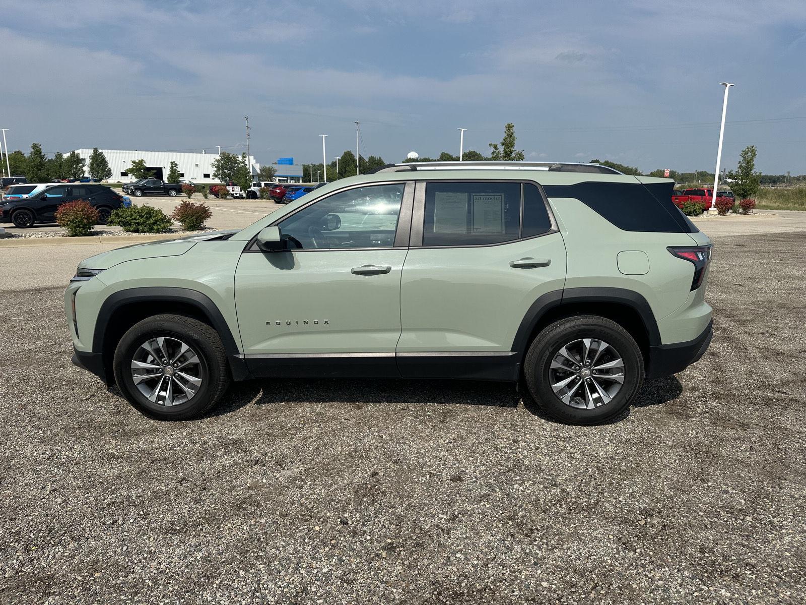 2025 Chevrolet Equinox LT - Photo 26