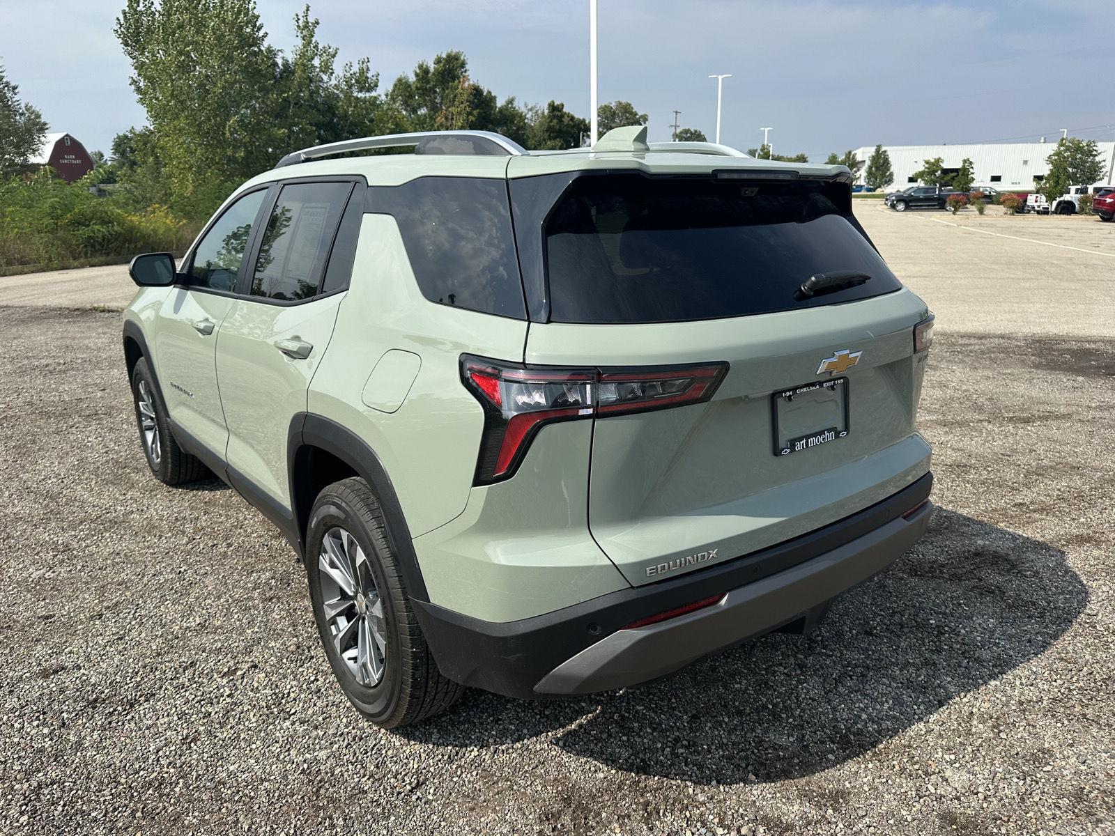 2025 Chevrolet Equinox LT - Photo 25