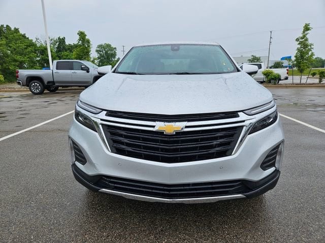 Used 2022 Chevrolet Equinox LT with VIN 3GNAXKEV5NL225712 for sale in Chelsea, MI