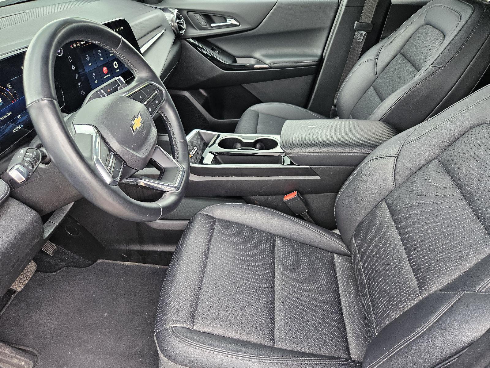 2025 Chevrolet Equinox LT - Photo 10
