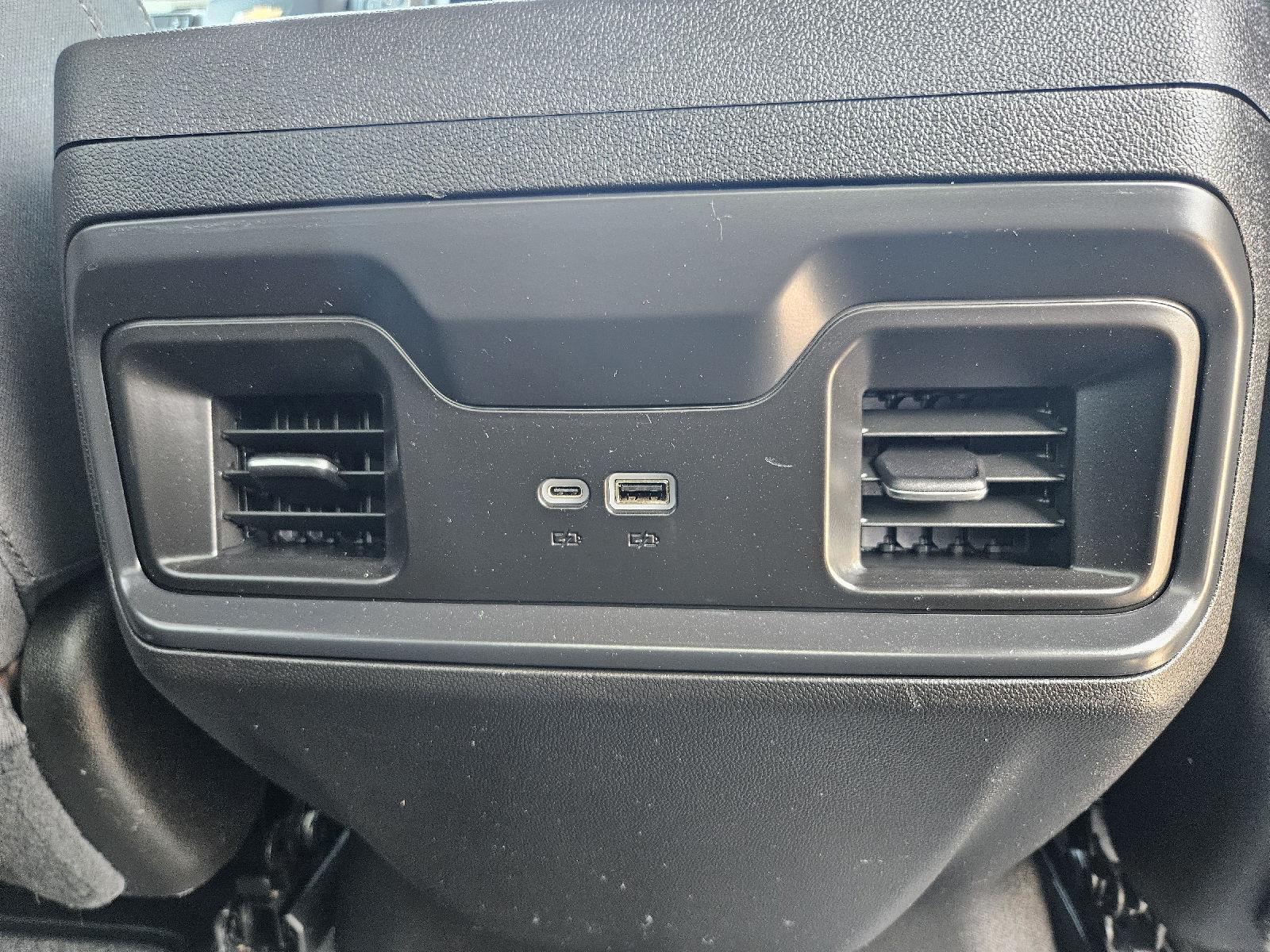 2024 Chevrolet Silverado 1500 LT - Photo 17
