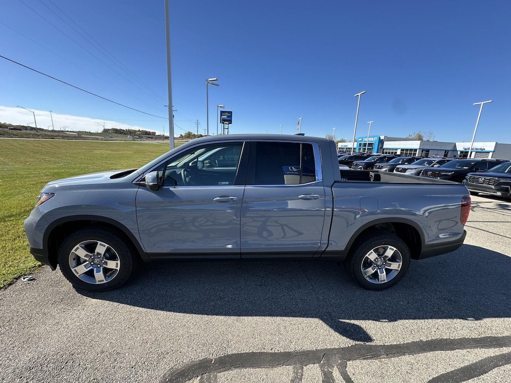 New 2025 Honda Ridgeline RTL Truck