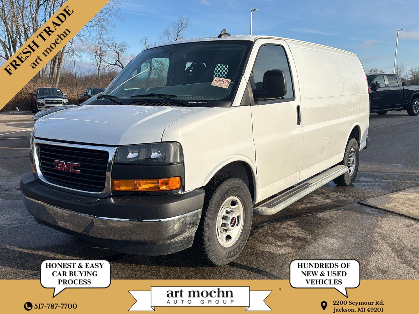 2023 GMC Savana LT's photo