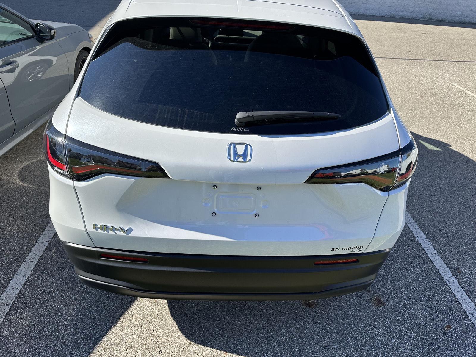 2026 Honda HR-V LX photo 4