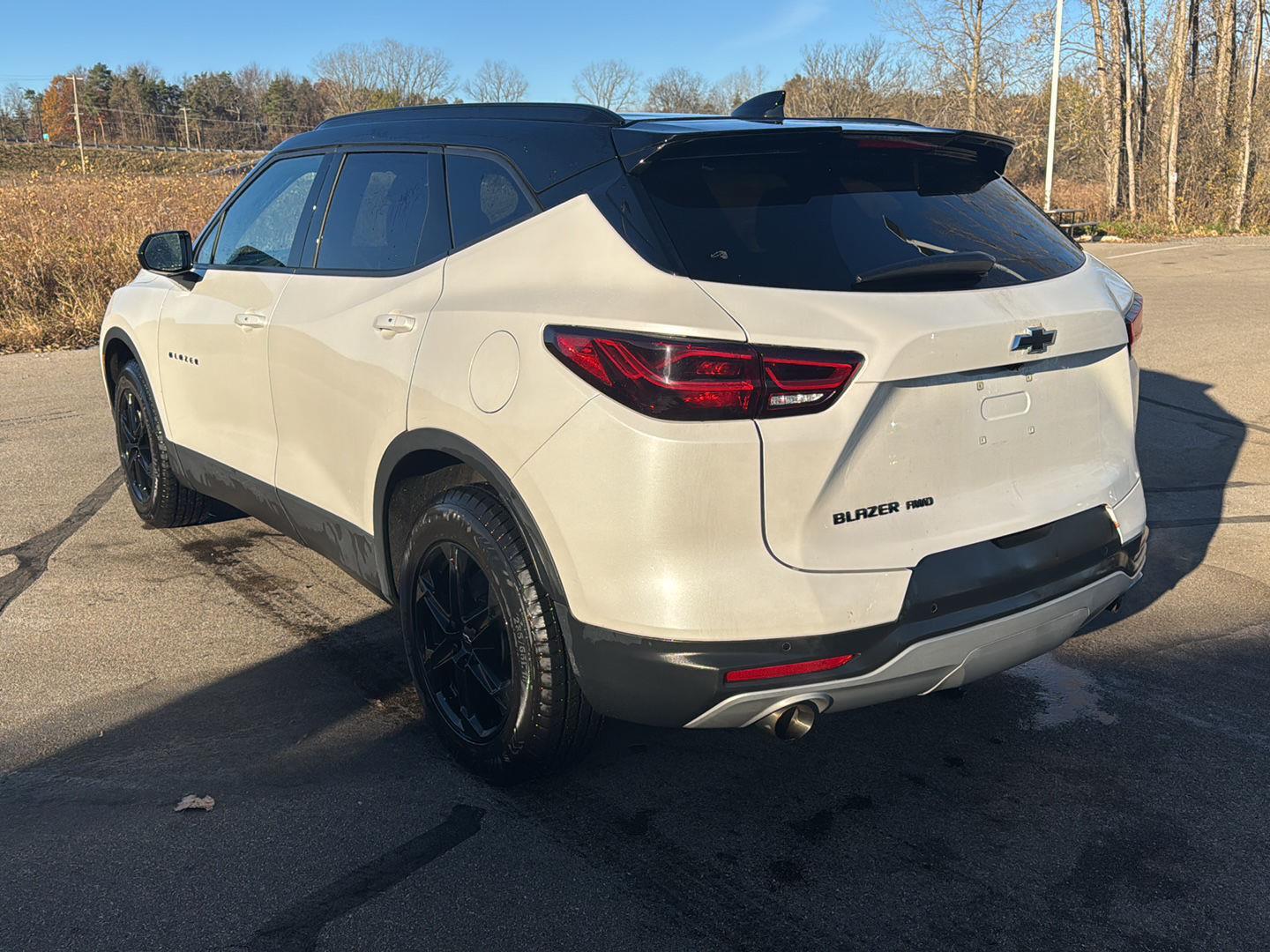 2023 Chevrolet Blazer 2LT photo 3