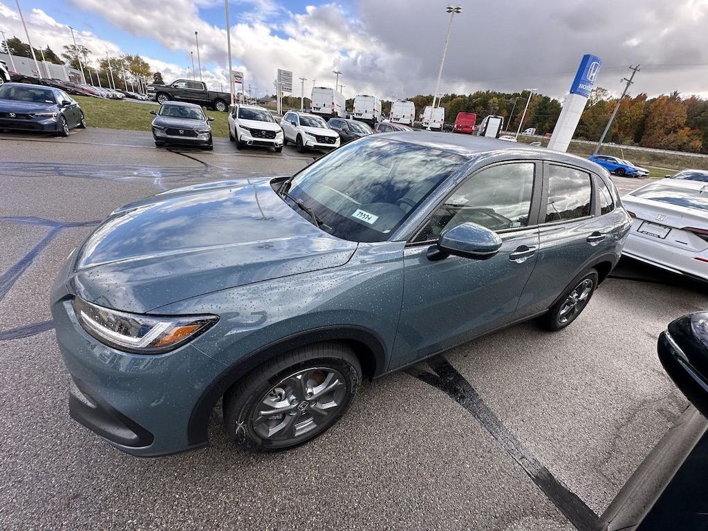 New 2026 Honda HR-V LX SUV