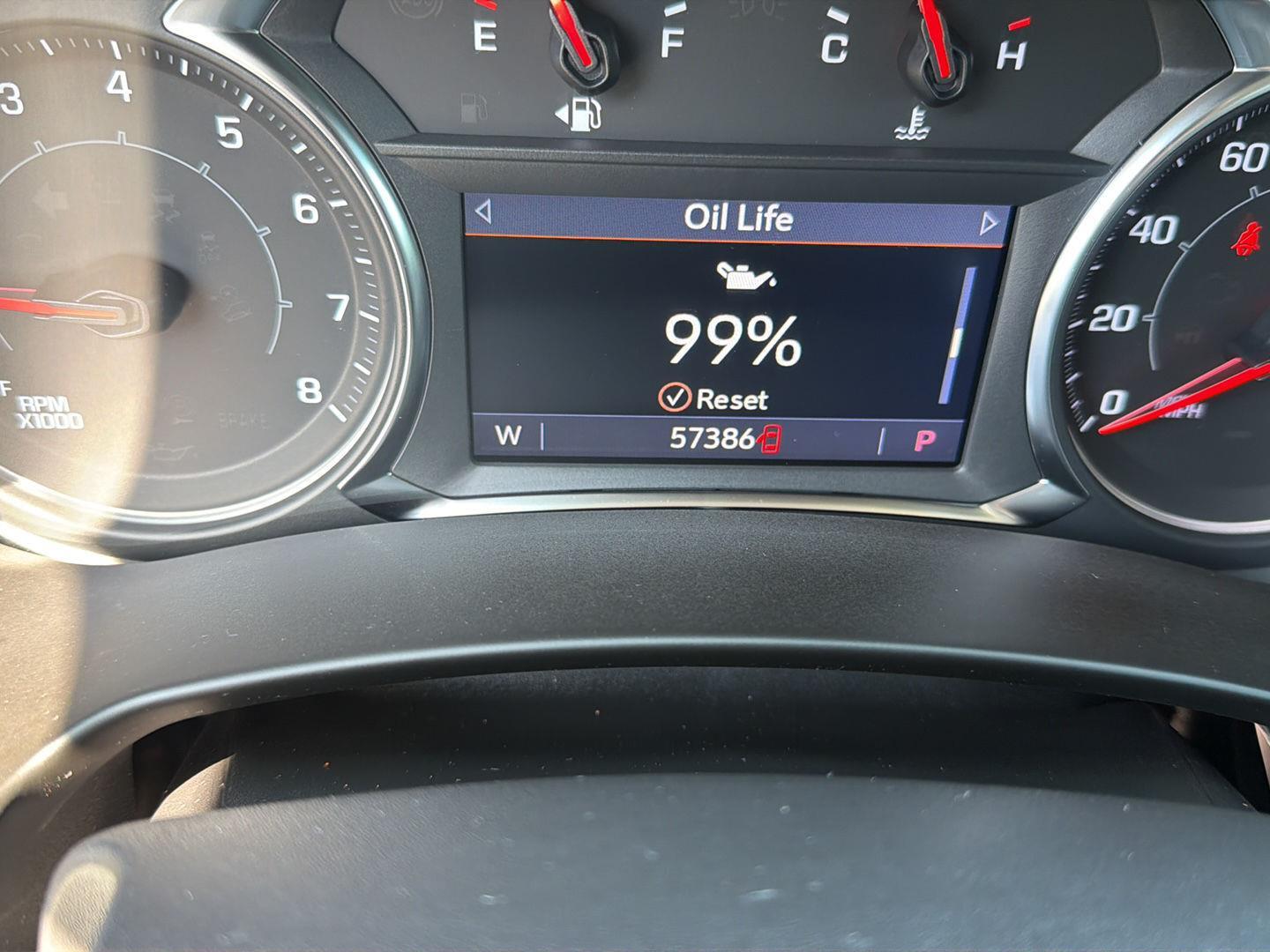 2023 GMC Terrain SLT - Photo 25