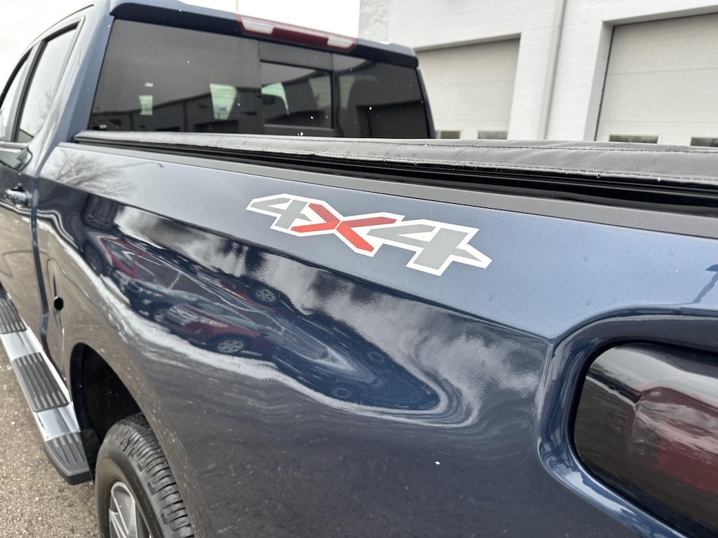 Used 2020 Chevrolet Silverado 1500 RST Truck