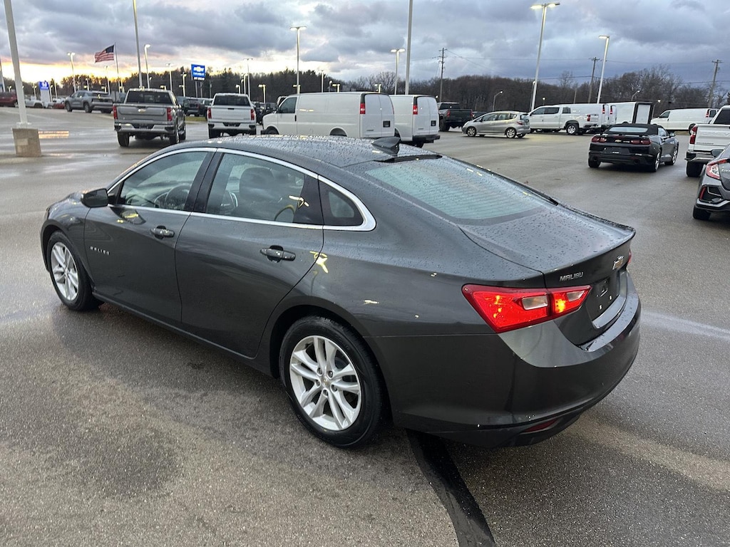 Used 2017 Chevrolet Malibu LT Sedan