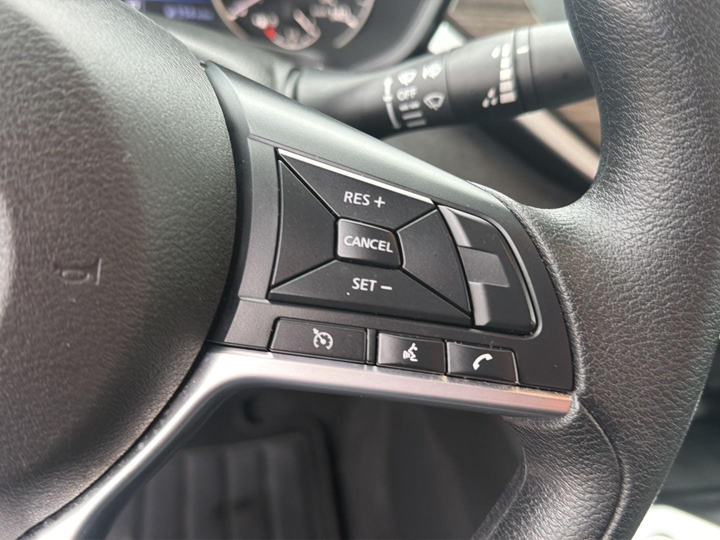2025 Nissan Altima SV - Photo 19