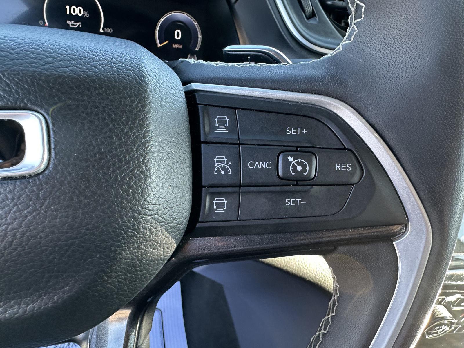 2023 Jeep Grand Cherokee Laredo - Photo 24