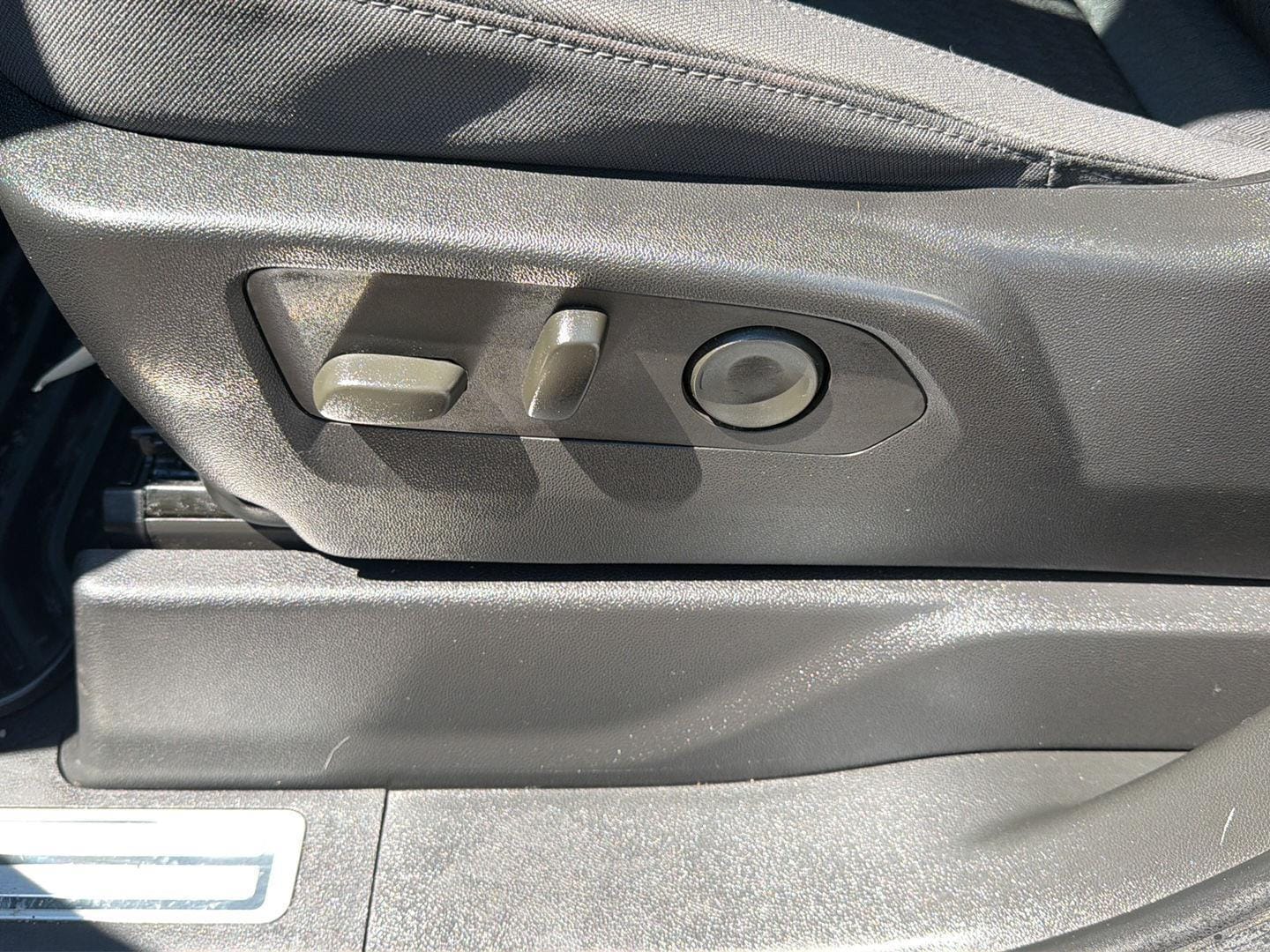 2023 Chevrolet Silverado 1500 RST - Photo 13