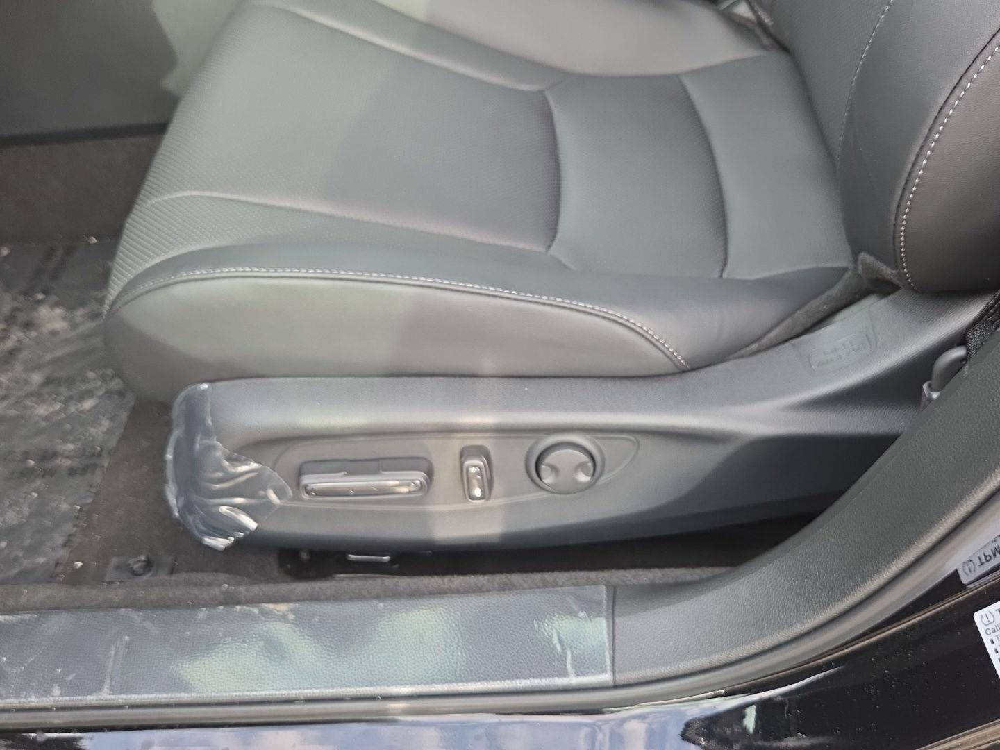 2025 Honda Accord Hybrid EX-L - Photo 13