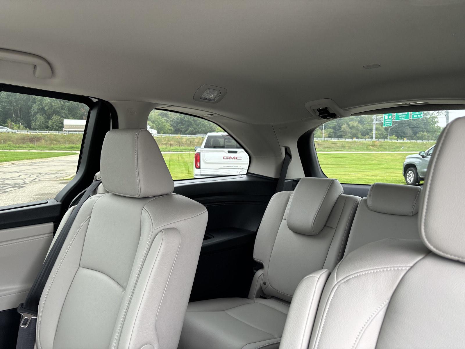 2026 Honda Odyssey EX-L - Photo 16
