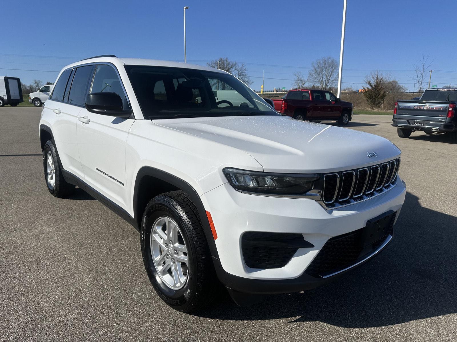 2023 Jeep Grand Cherokee Laredo - Photo 11