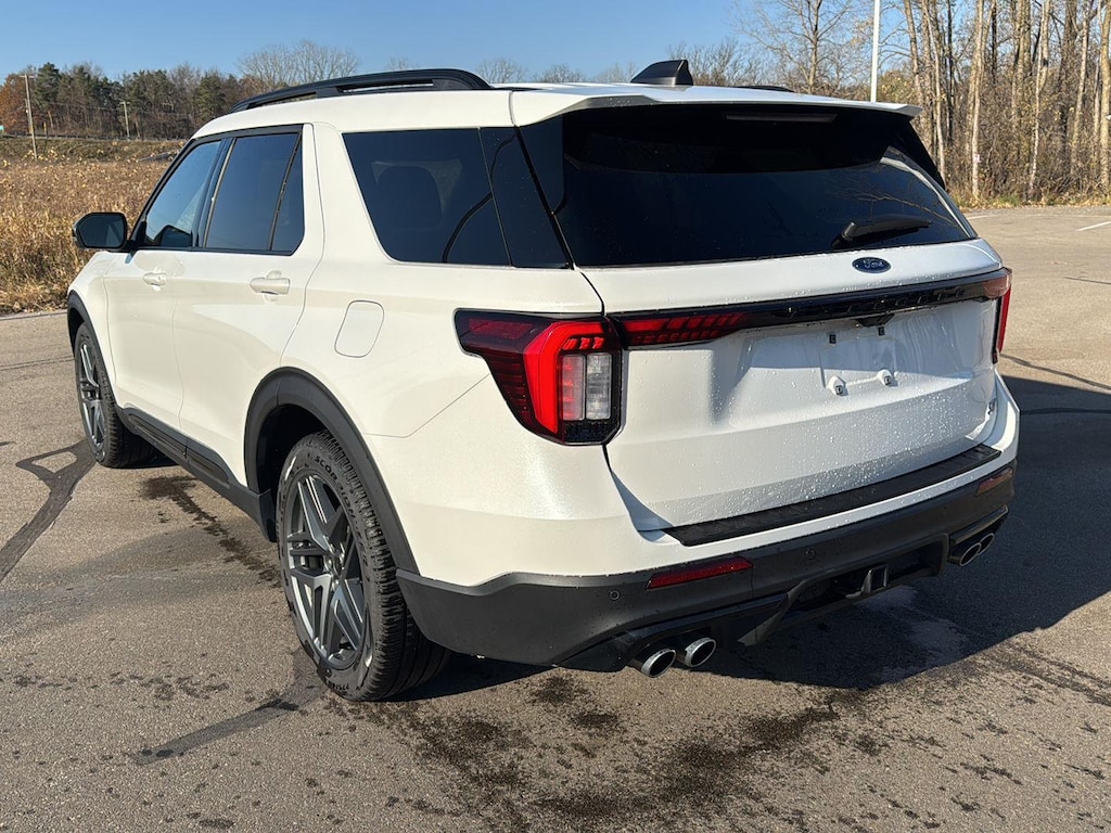 Used 2025 Ford Explorer ST SUV