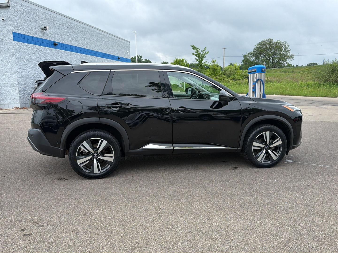 2023 Nissan Rogue SL - Photo 6