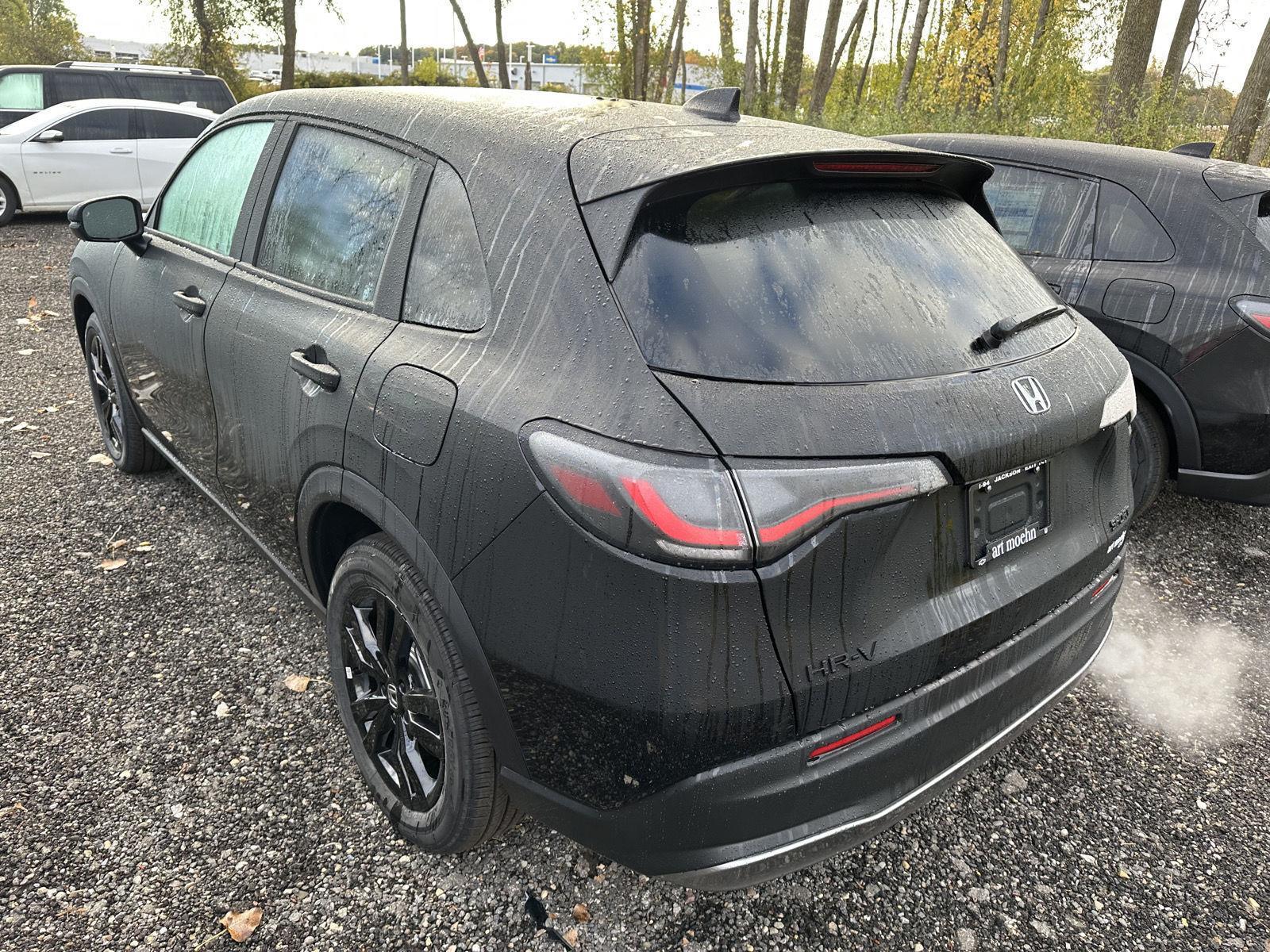 2026 Honda HR-V Sport photo 2