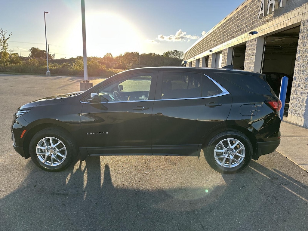 Used 2022 Chevrolet Equinox LT SUV