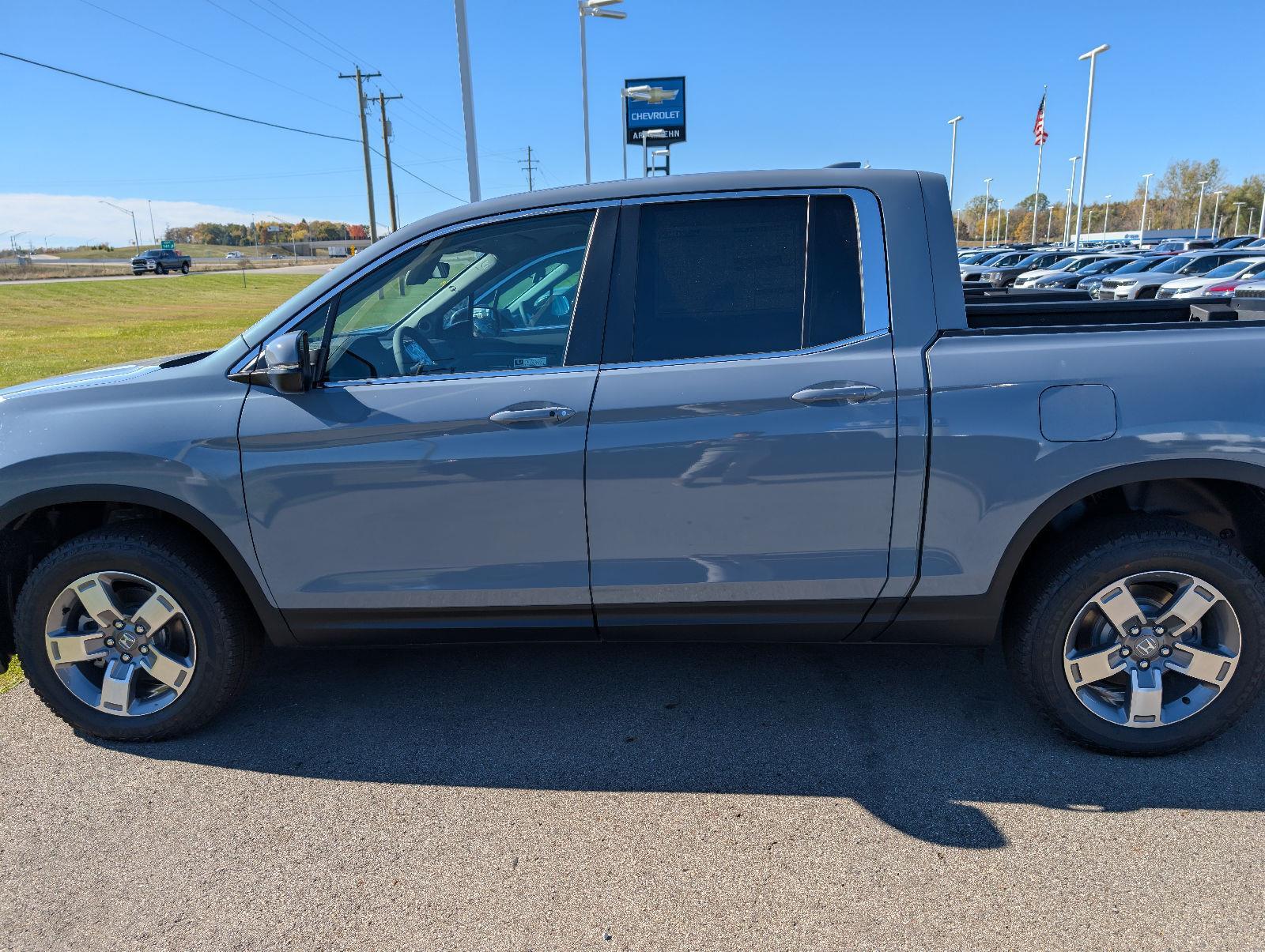 2026 Honda Ridgeline RTL - Photo 2