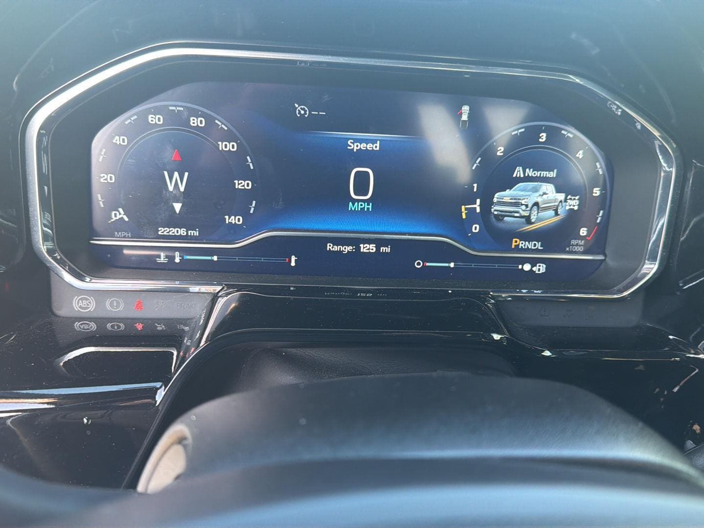 2025 Chevrolet Silverado 1500 LT - Photo 18