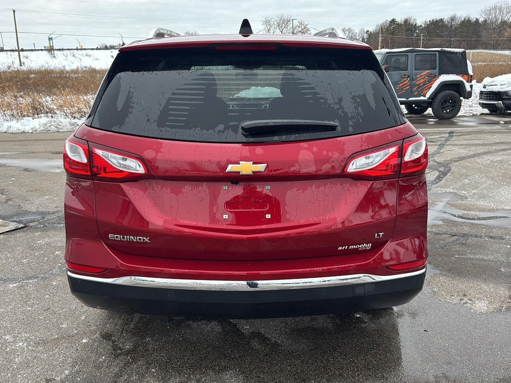 2021 Chevrolet Equinox LT photo 3