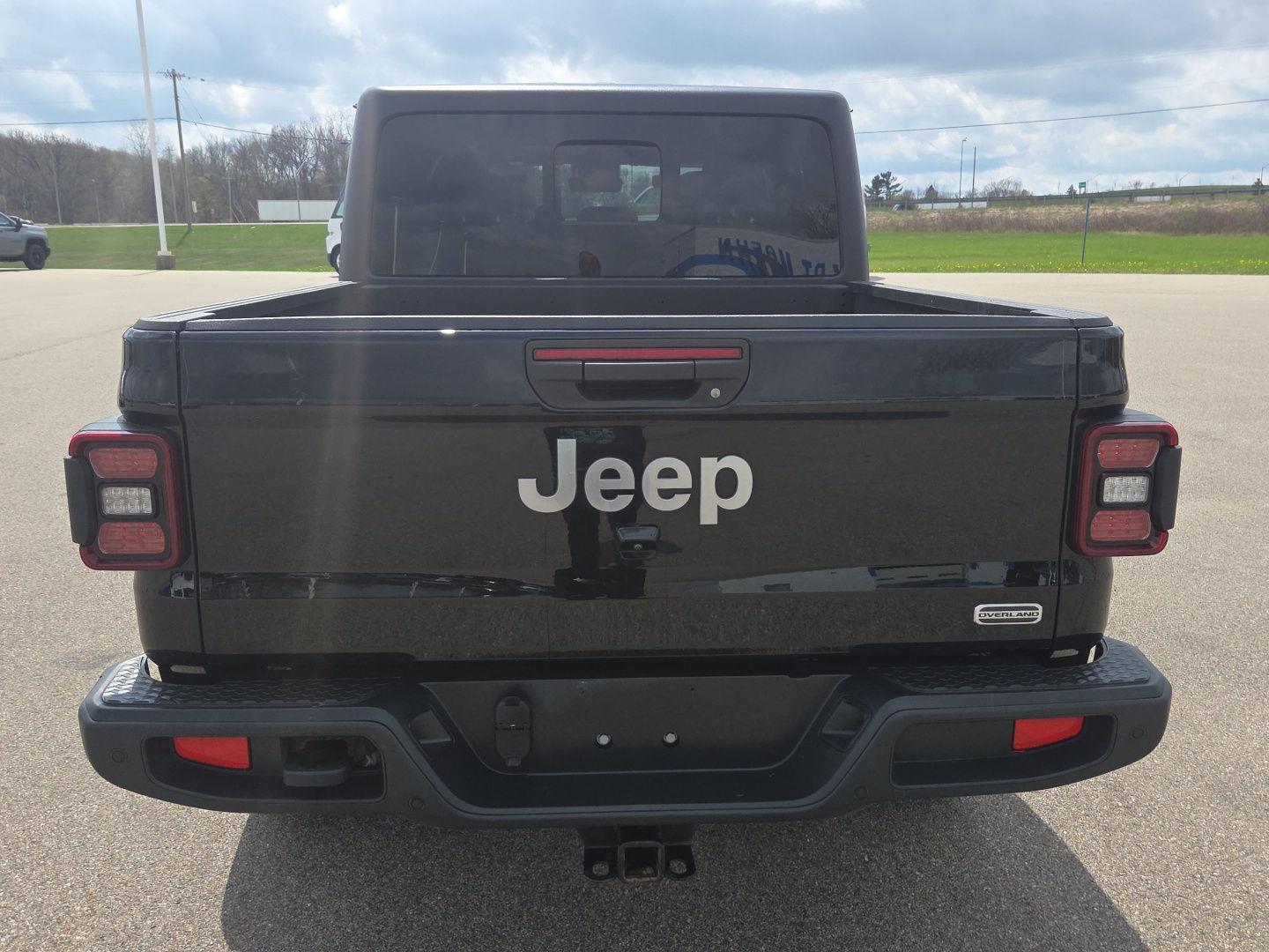 2021 Jeep Gladiator Overland - Photo 4
