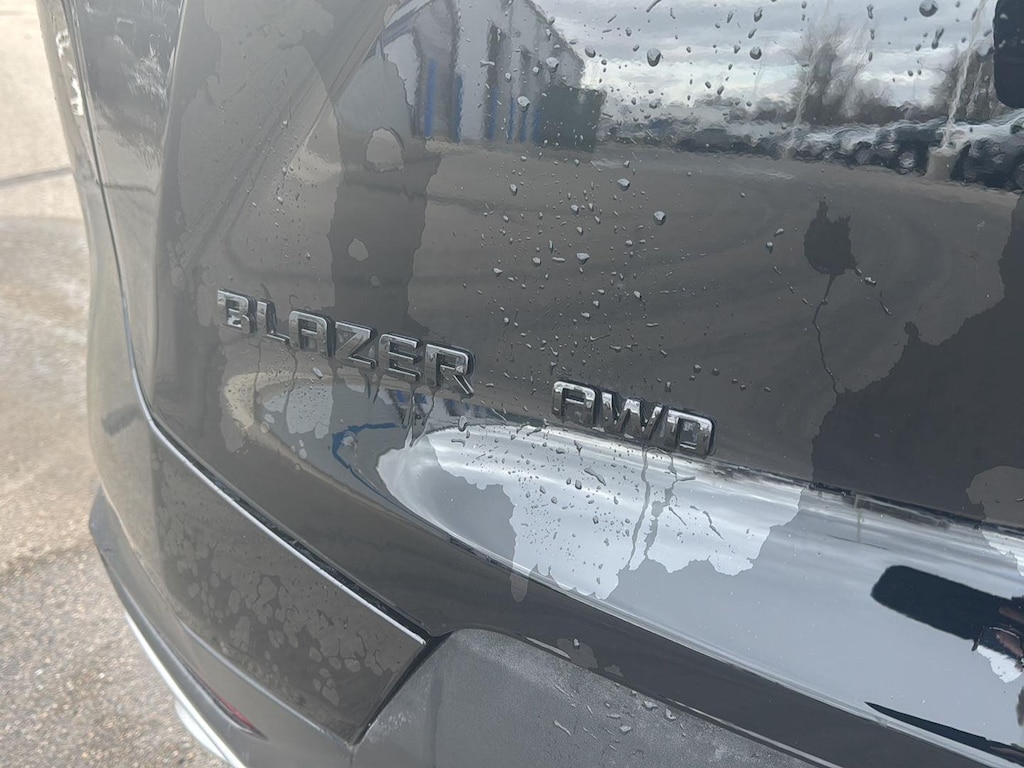 2023 Chevrolet Blazer 2LT photo 3