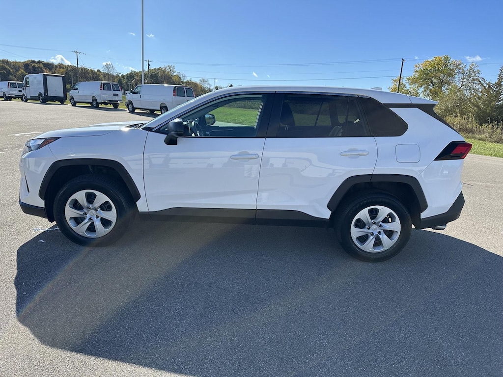 Used 2024 Toyota RAV4 LE SUV
