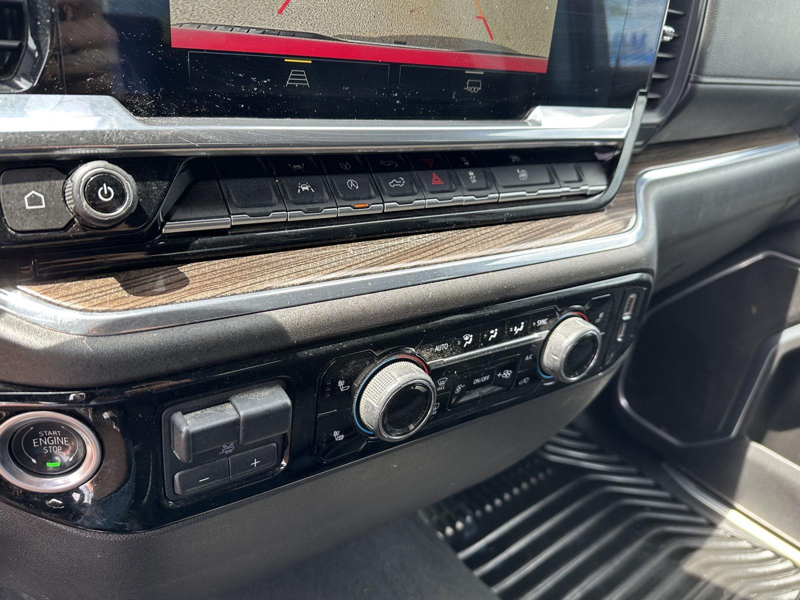 2025 Chevrolet Silverado 1500 LT - Photo 31