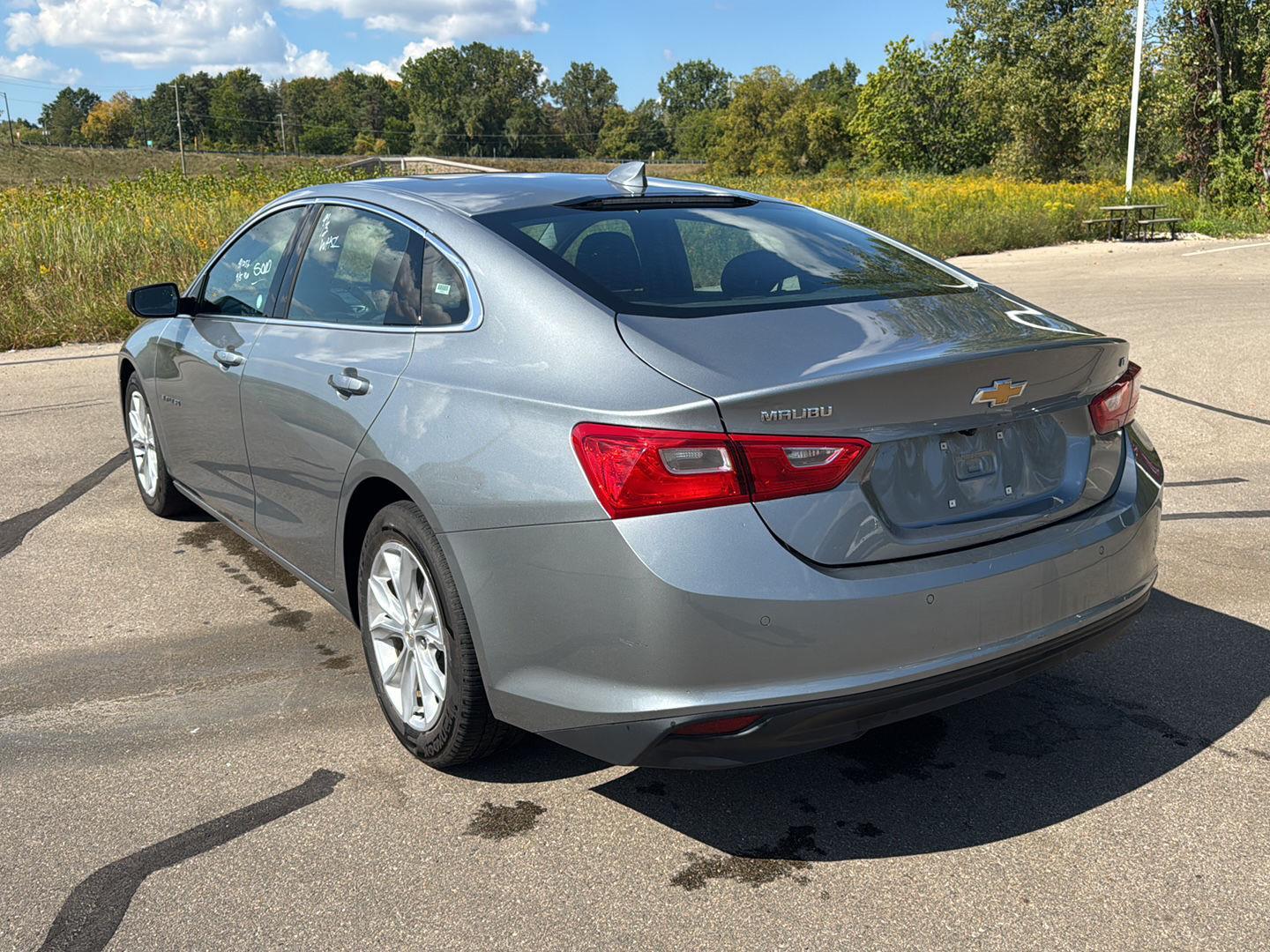 2024 Chevrolet Malibu 1LT photo 3