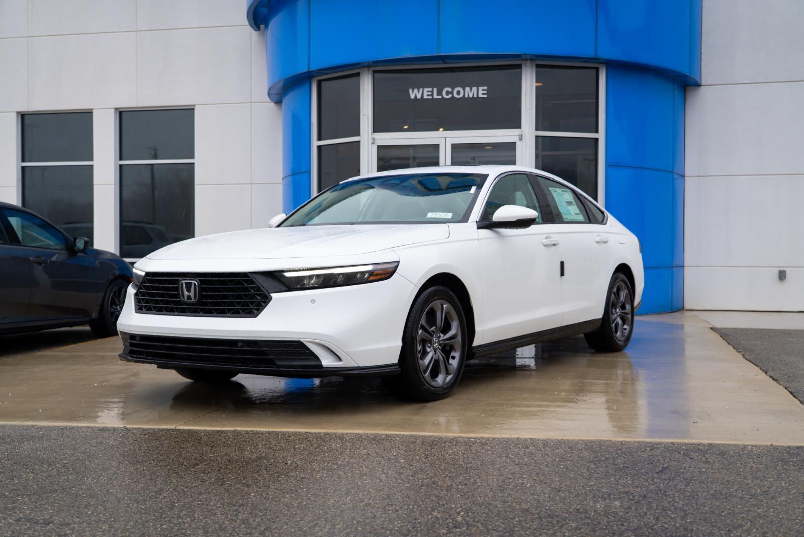 2025 Honda Accord Hybrid EX-L - Photo 2
