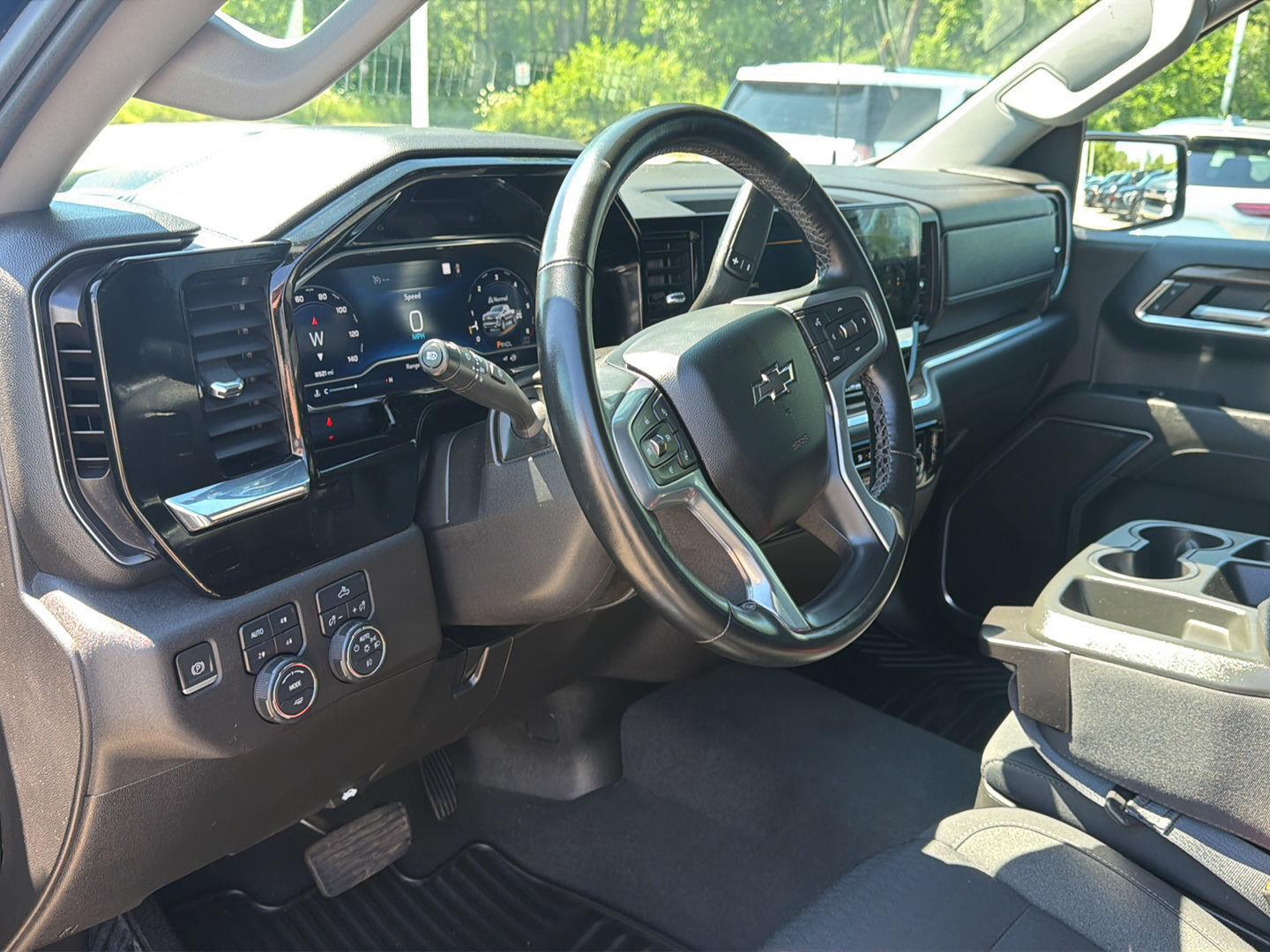 2023 Chevrolet Silverado 1500 RST - Photo 14