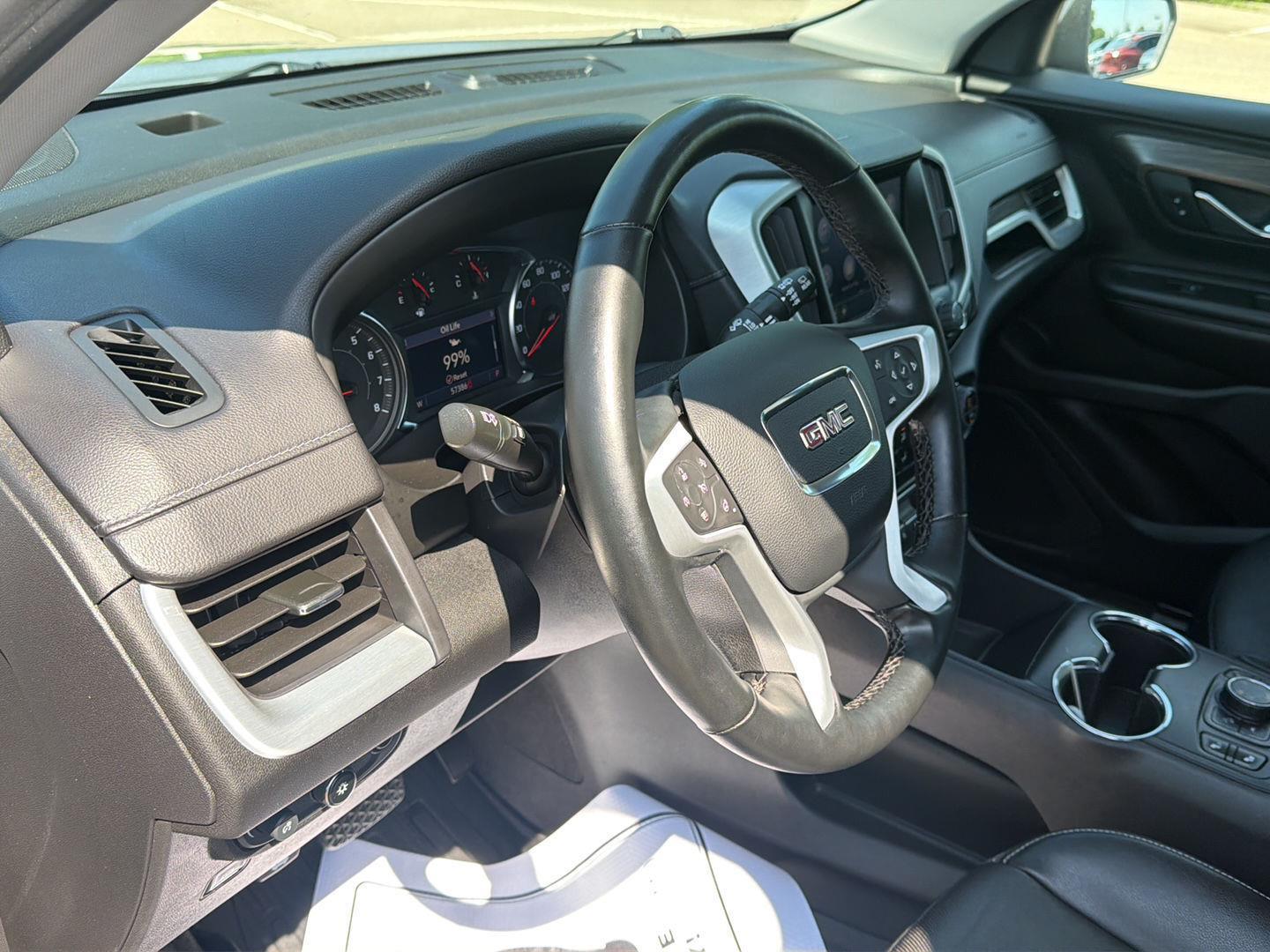 2023 GMC Terrain SLT - Photo 17